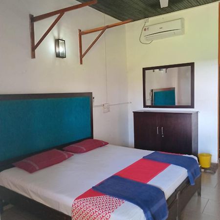 Ceylonica Beach Hotel Negombo Exterior foto